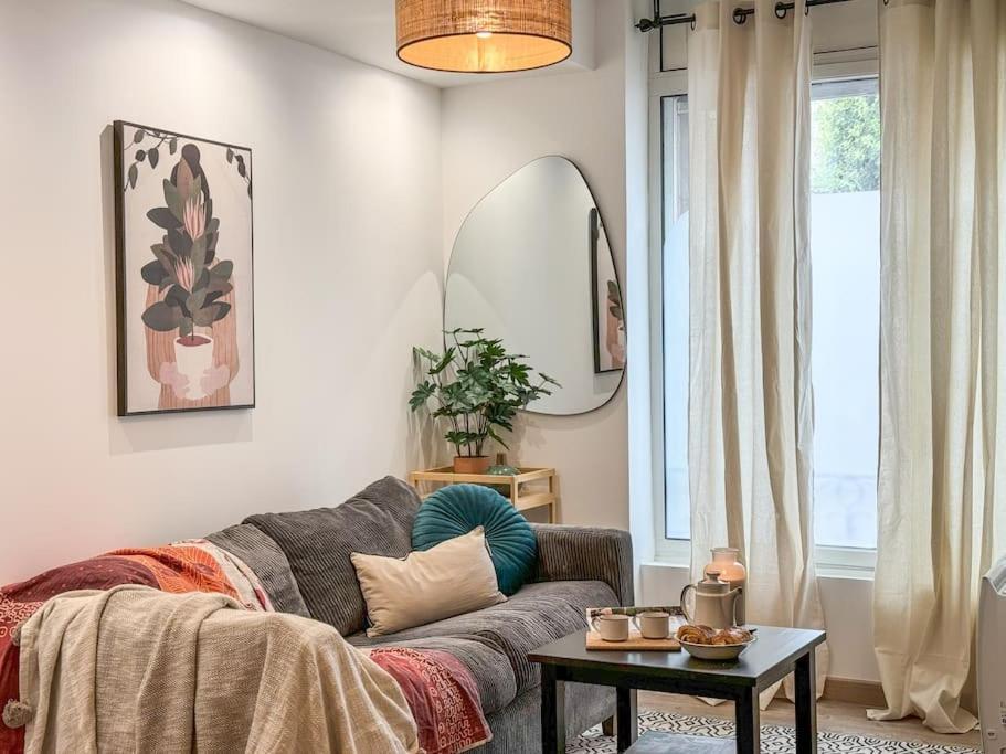 Apartamento Elegance Au Coeur De Tarbes Exterior foto